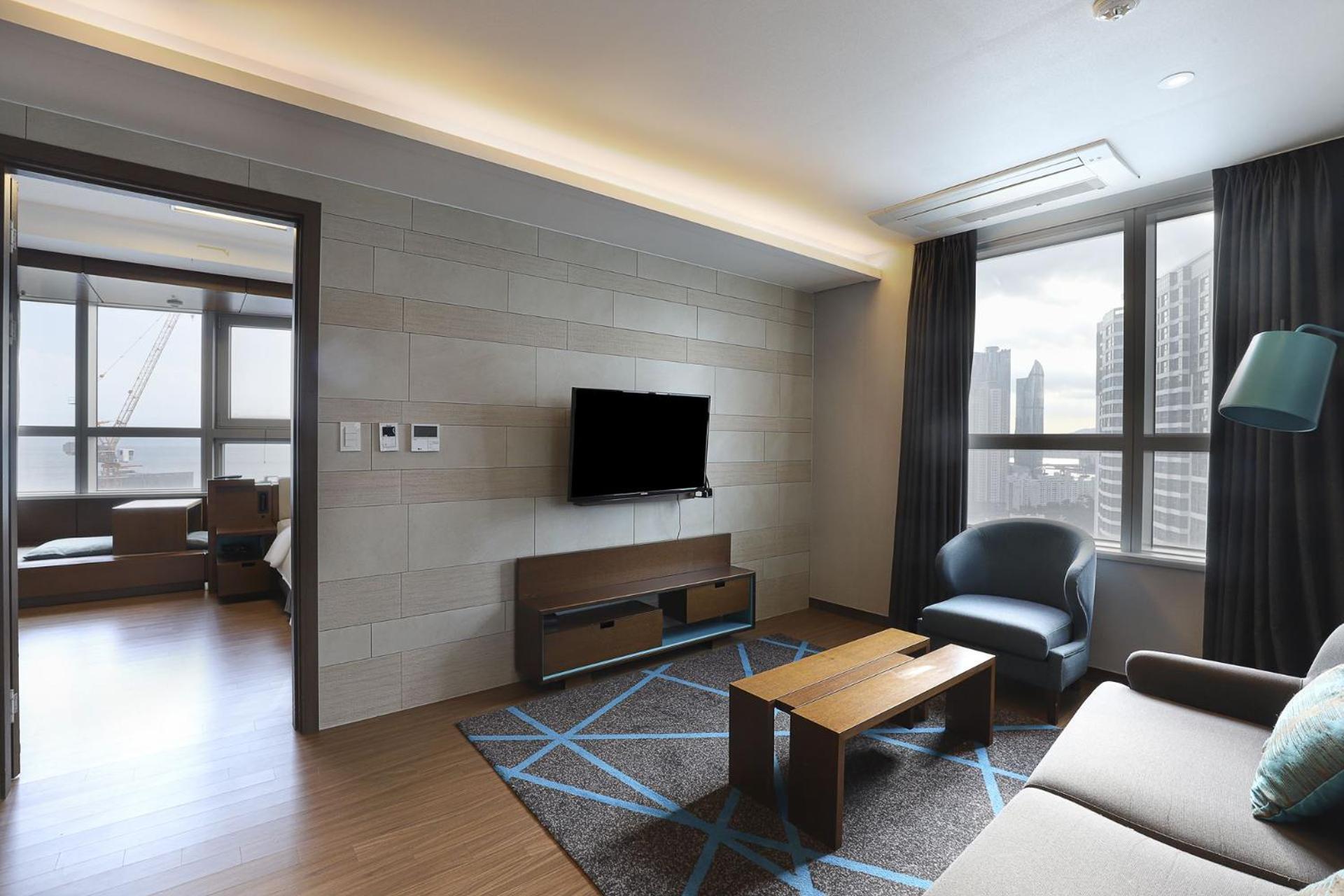 W Residence Hotel Пусан Экстерьер фото