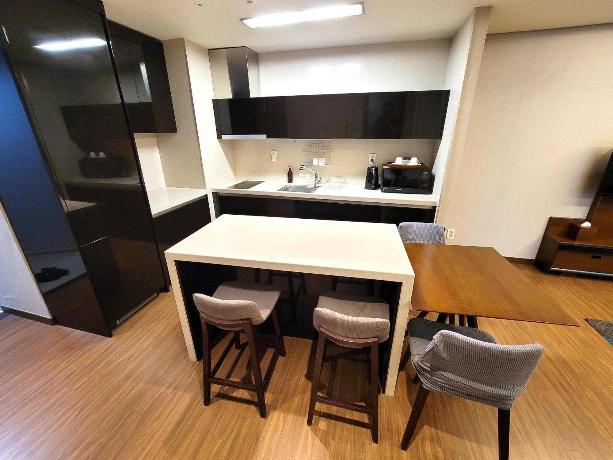 W Residence Hotel Пусан Экстерьер фото